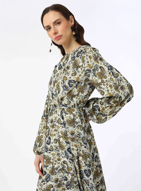 Robe en Mousseline Motif Écharpe Ecru