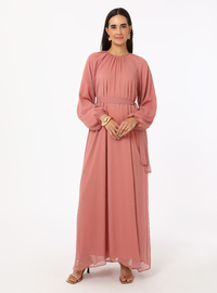 Robe en Mousseline Rose Poussière avec Ceinture