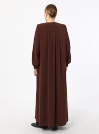 Plus Size Pleated Abaya Brown