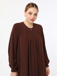 Plus Size Pleated Abaya Brown