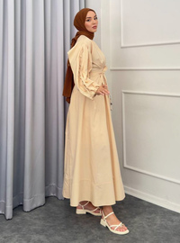 Robe Plissée à Nouer Crème