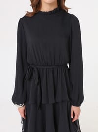 Robe Modeste Chiffon Jupe Plissée Manches Ballons Noir
