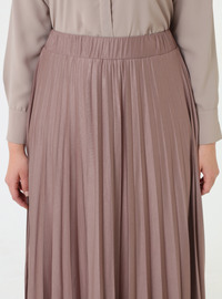 Pleated Plus Size Skirt Mink