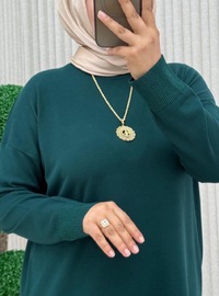 Hellgrüner Zweiteiler