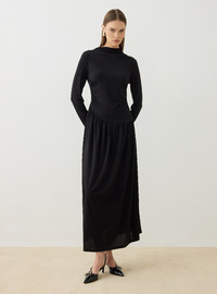 Sandy Fabric Ruched Detail Modest Dress Black Refka