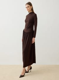 Robe Modeste Sandy Tissu Détail Fronces Café Refka